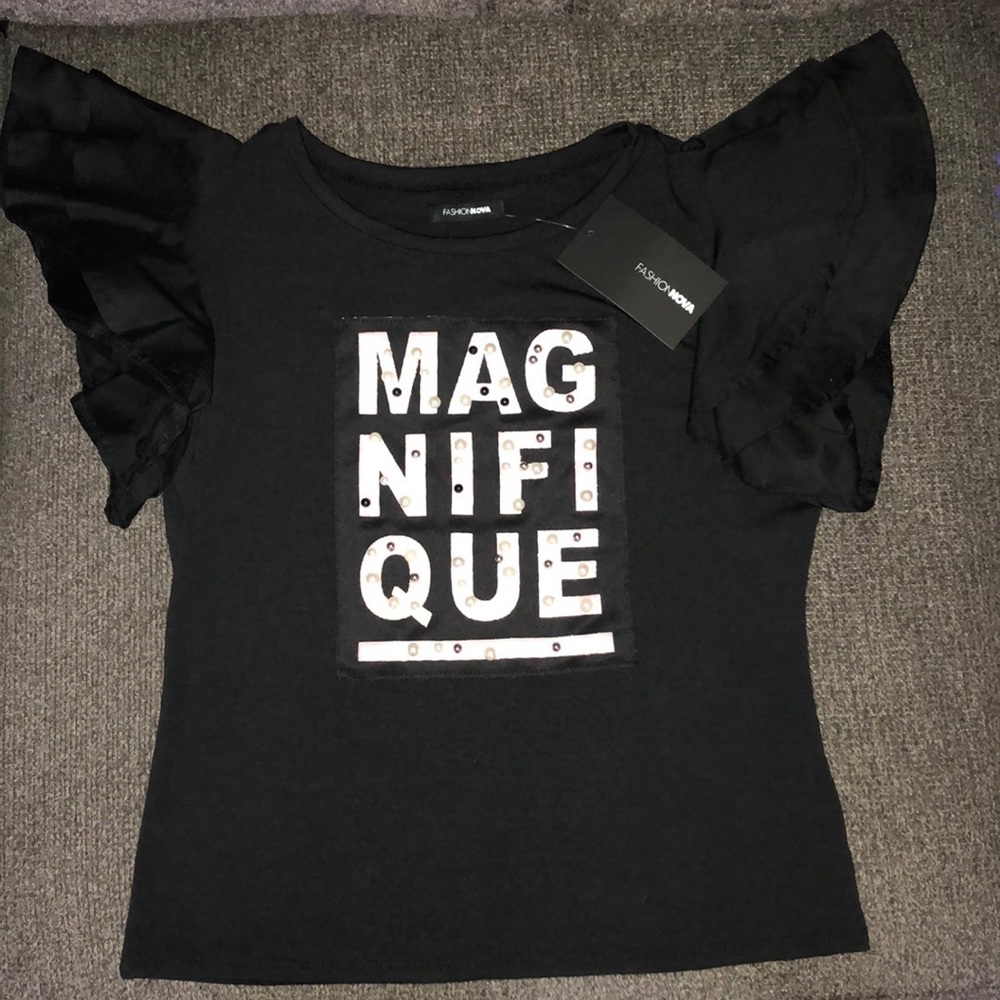 New Ruffle Top never worn!